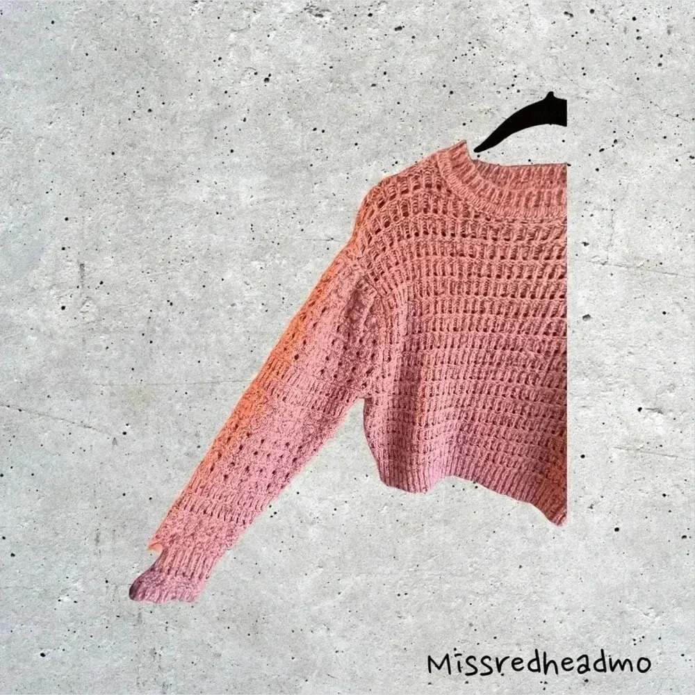 Universal Thread Sweater - Small - image 3